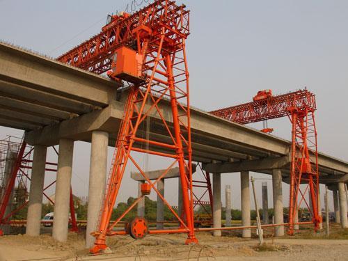 路橋門機(jī)在工作時(shí)速度是多少