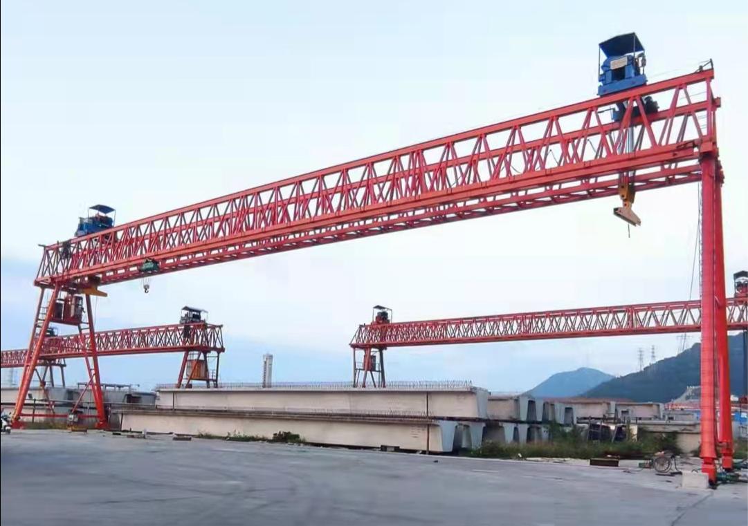 提梁機(jī)的質(zhì)量該咋樣看?提梁機(jī)有哪些重要的配件？提梁機(jī)價格是多少錢一臺？