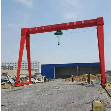 維護(hù)全包廂電動單梁門式起重機(jī)的時(shí)候需要注意什么問題
